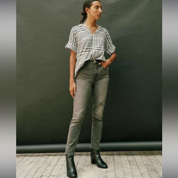 Madewell The Perfect Vintage Jean in Cosner Wash: Knee-Rip Edition - Picture 5 of 15